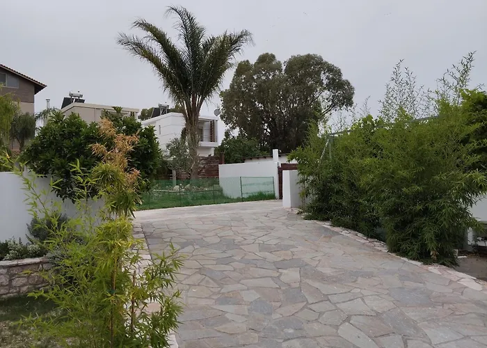 Green Oasis House in Filerimos