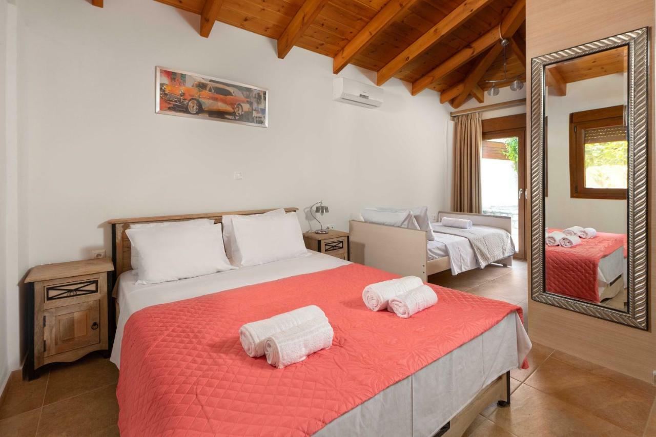 Oasis House In Filerimos Country house *